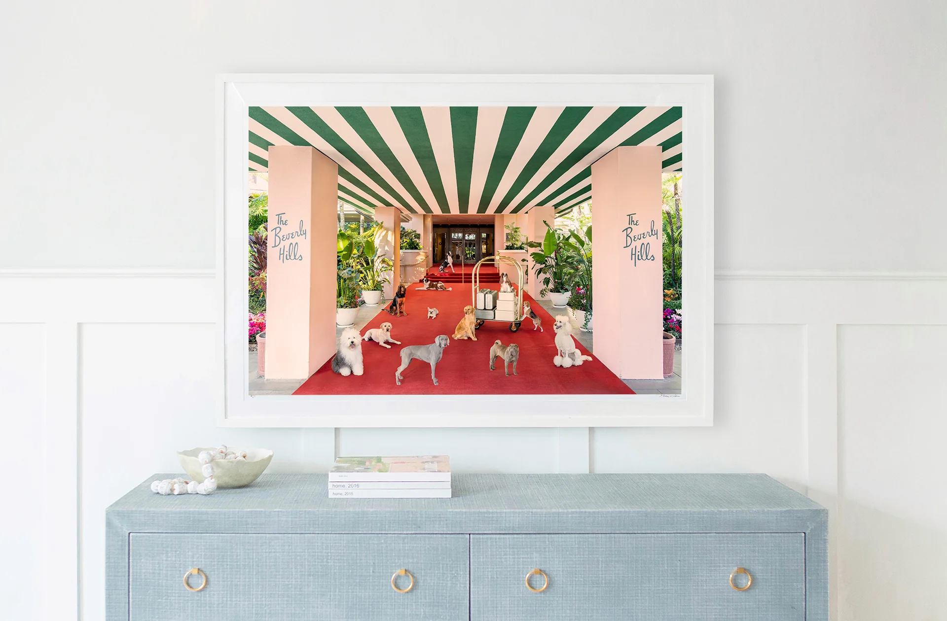 Dogs at The Beverly Hills Hotel - Image 4