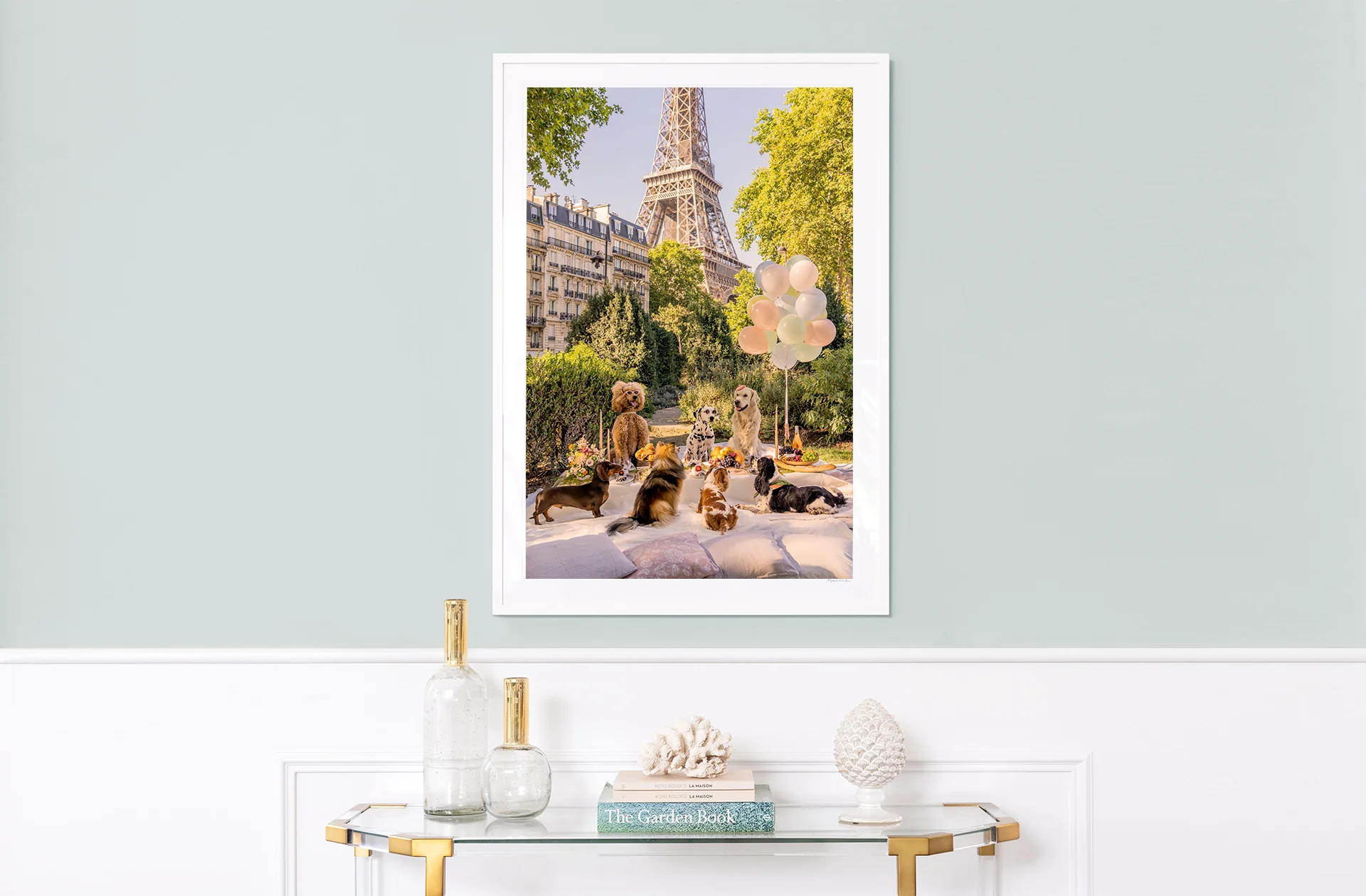 Eiffel Tower Picnic Party, Paris - Image 2