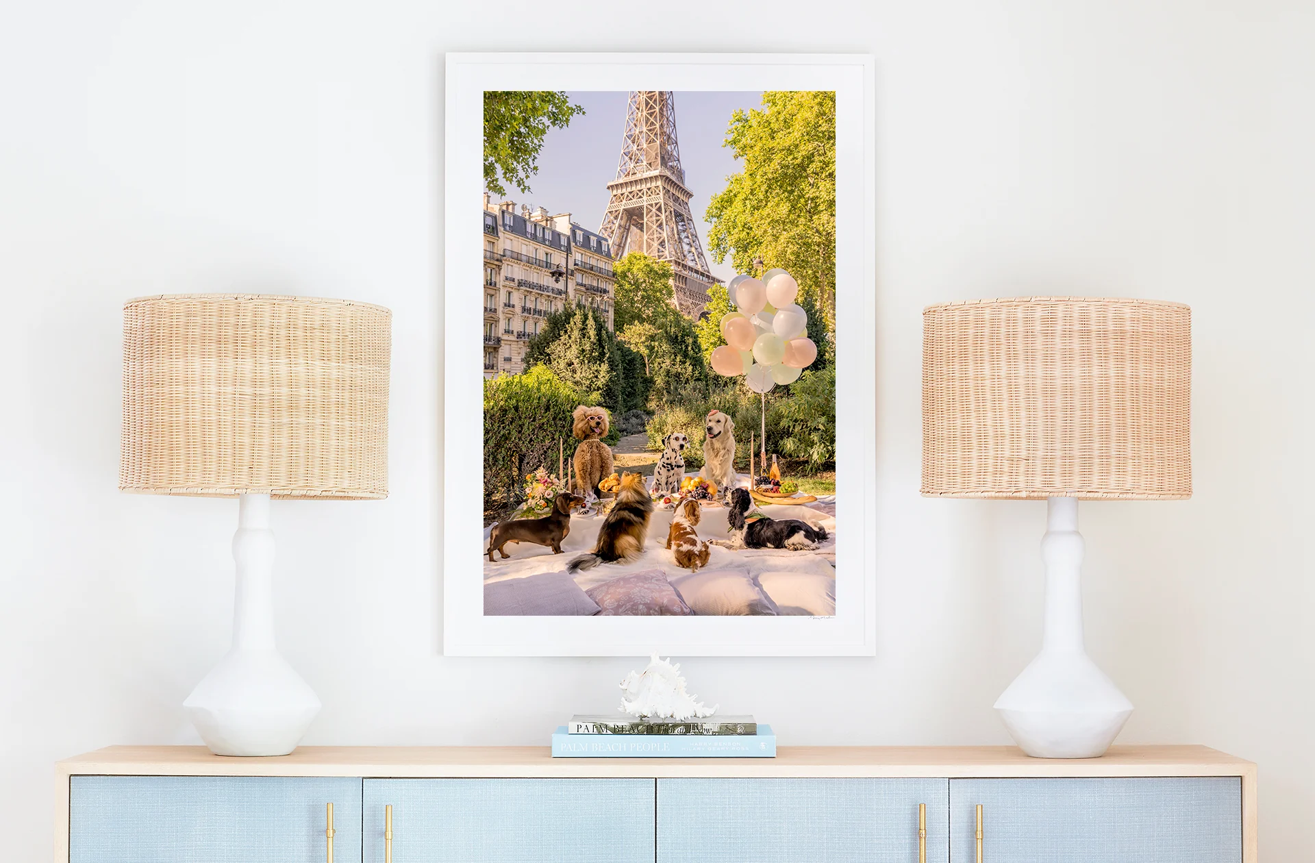 Eiffel Tower Picnic Party, Paris - Image 3