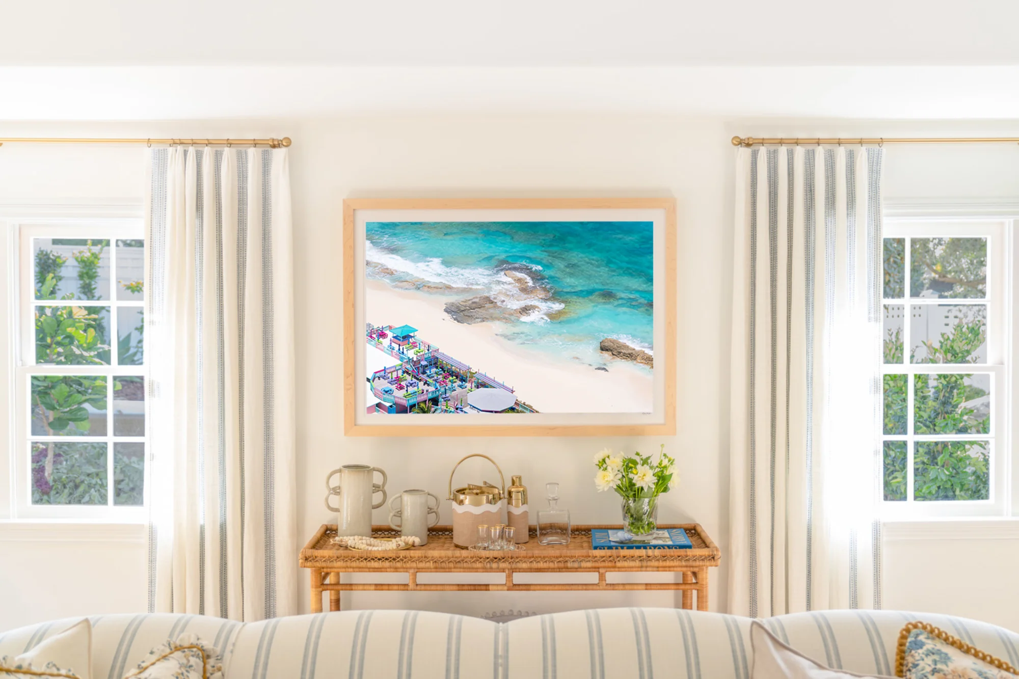 Nippers Beach Bar & Grill, Great Guana Cay, Abaco, Bahamas - Image 3