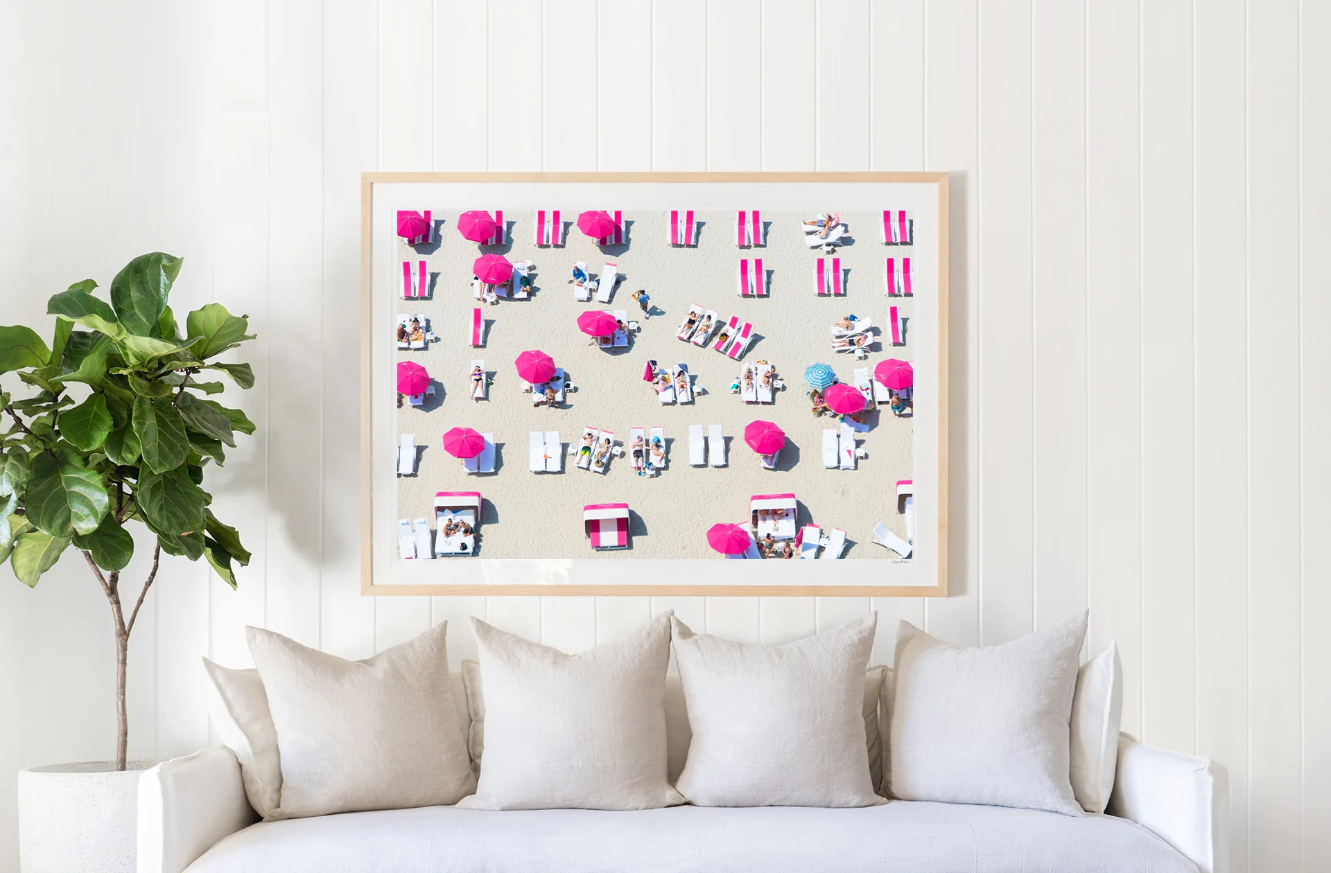 Pink Beach Club, Miami - Image 2