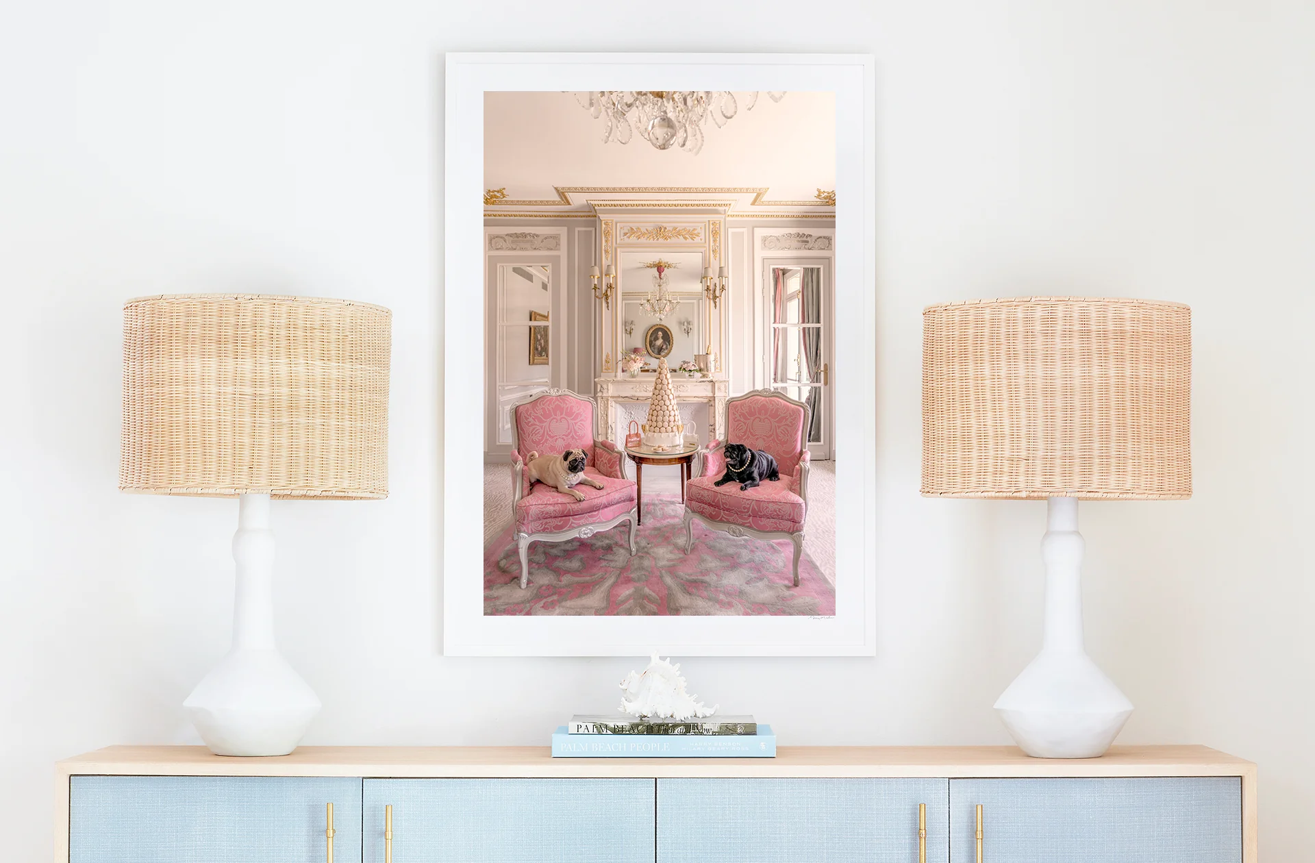 Prestige Suite Pugs, Hôtel Plaza Athénée - Image 3
