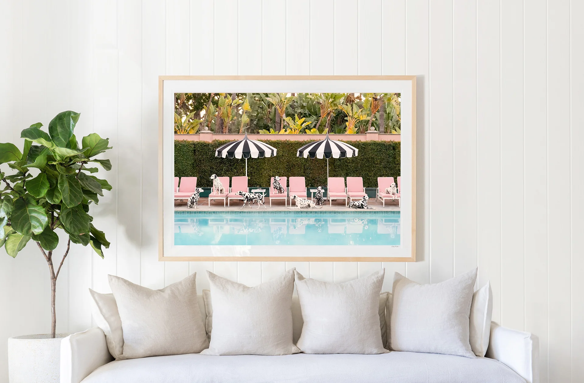 Spotted at The Beverly Hills Hotel - Image 2