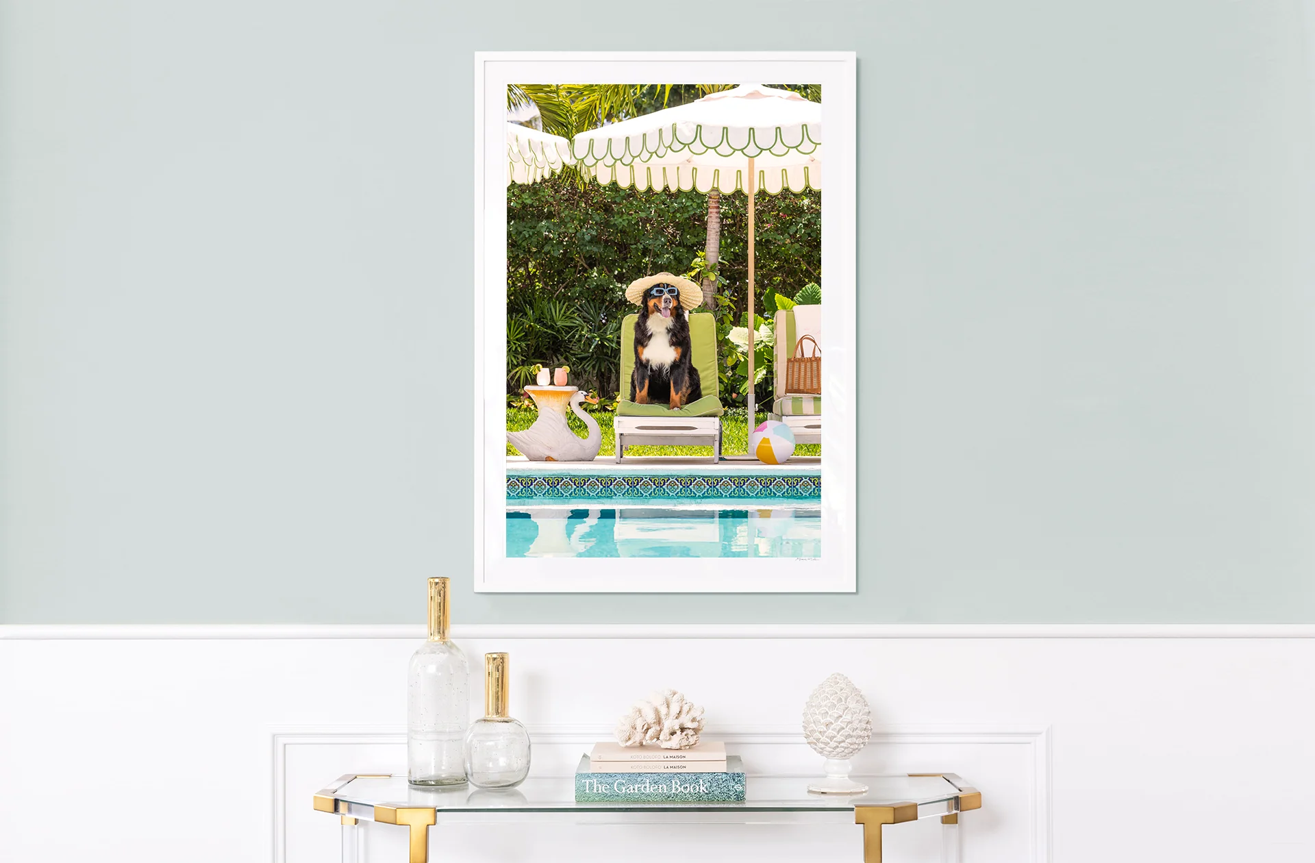 The Bernese Mountain Dog, The Colony Hotel - Image 2